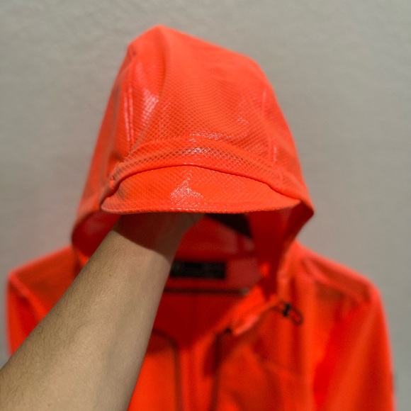 NWOT Under Armour Jacket - Picture 15 of 15